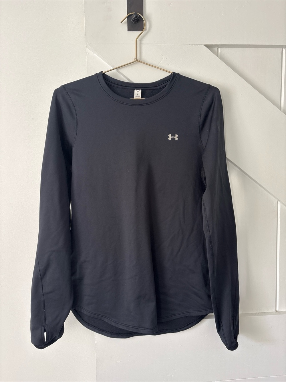 Under Armour Cold Gear Women's Long Sleeve Shirt Size Medium Black Thumbholes